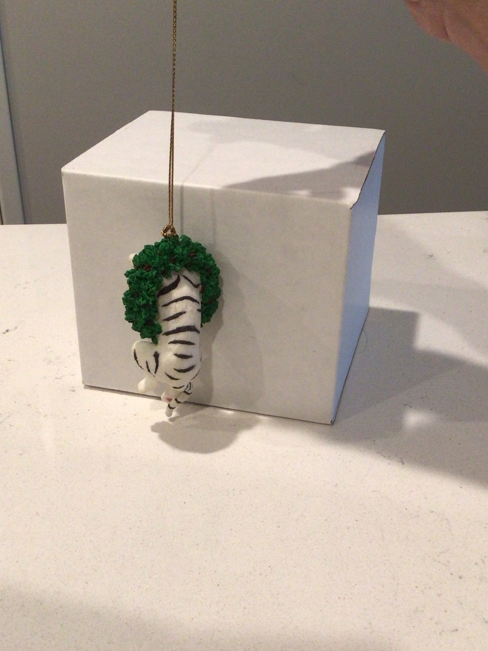 Las Vegas Siegfried and Roy Tiger Show ornament - Picture 2 of 2